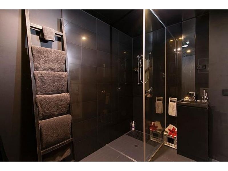 1/76 Keilor Road, Essendon VIC 3040