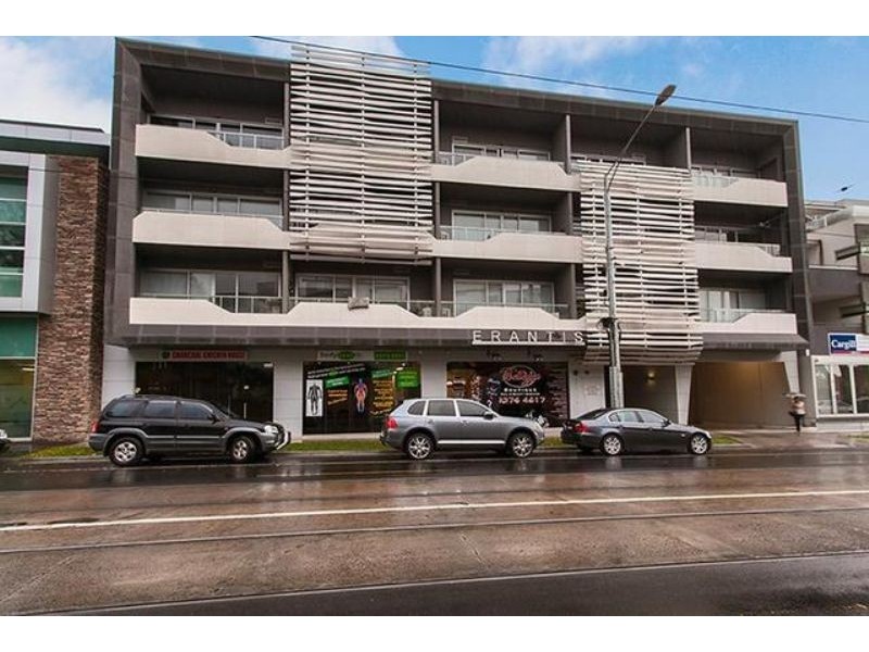 1/76 Keilor Road, Essendon VIC 3040