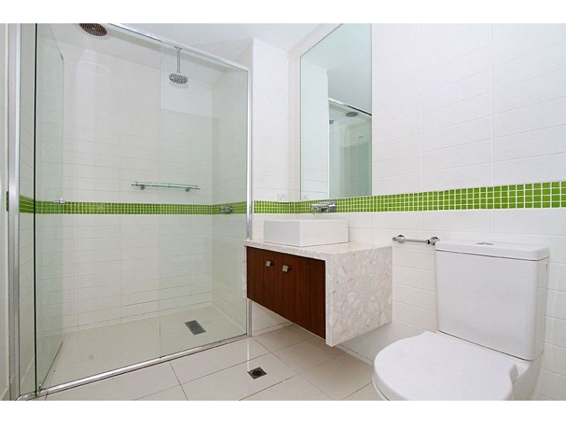 206/89 Raleigh Street, Essendon VIC 3040