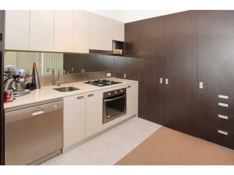 211/86 Altona Street, Kensington VIC 3031