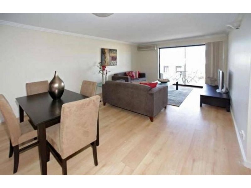 16/17-19 Ascot Vale Road, Flemington VIC 3031