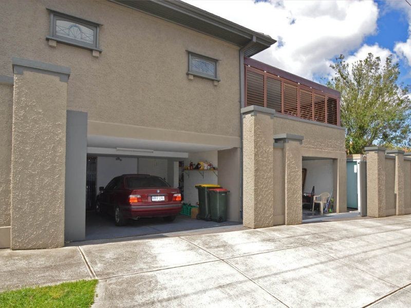 73 Woodland Street, Essendon VIC 3040