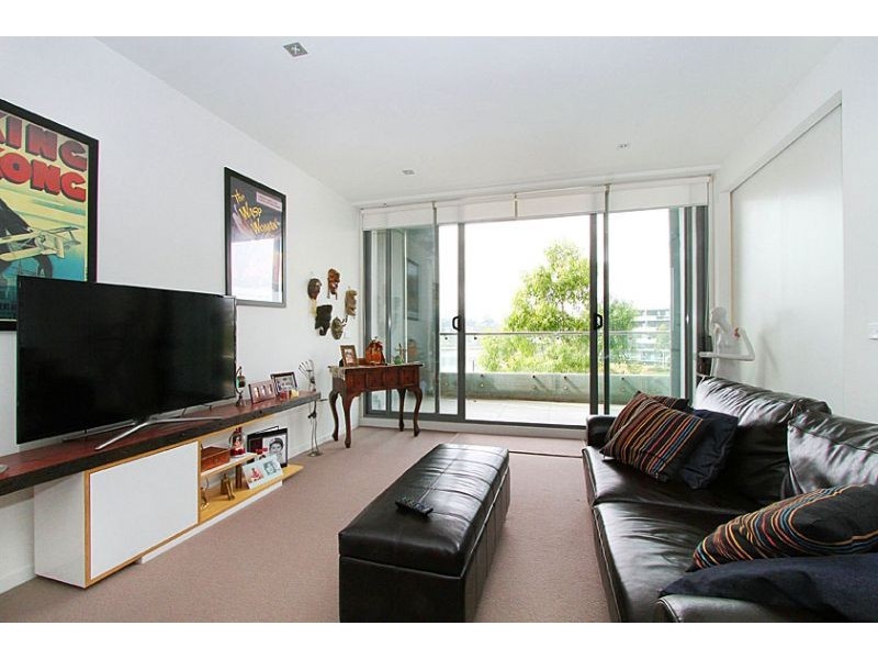 211/20 Pier Lane, Maribyrnong VIC 3032