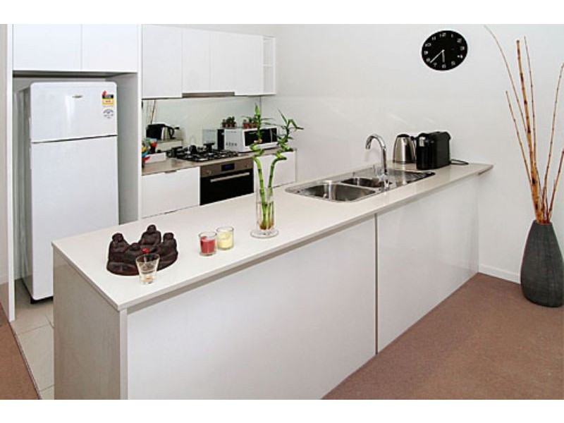 211/20 Pier Lane, Maribyrnong VIC 3032