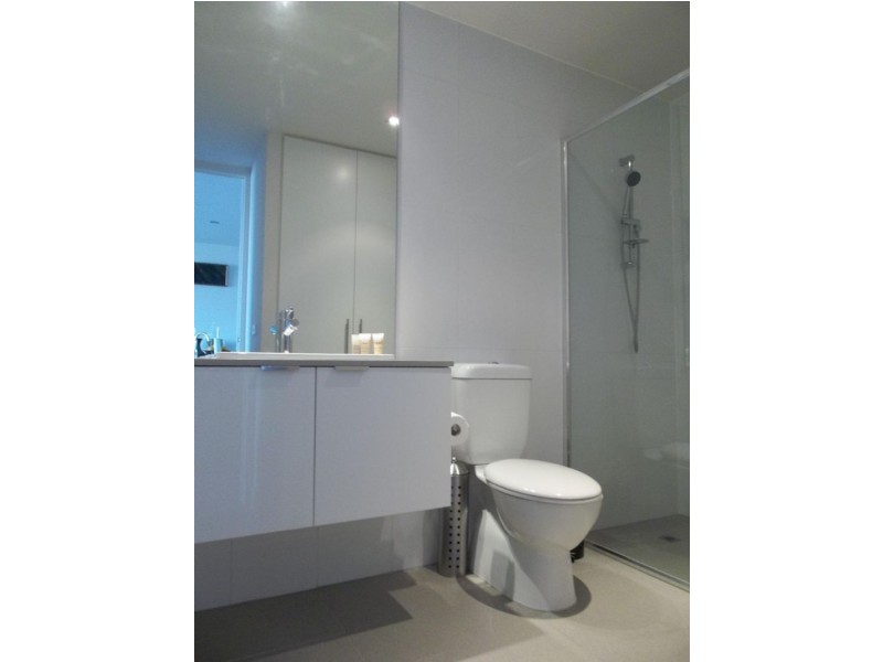 212/20 Pier Lane, Maribyrnong VIC 3032