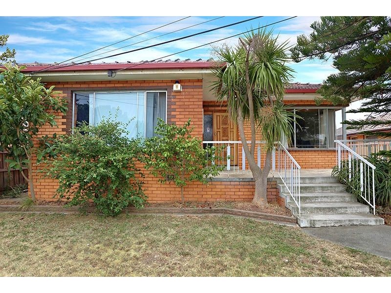 28 Berembong Drive, Keilor East VIC 3033