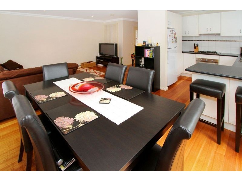 3/44 Bowes Avenue, Airport West VIC 3042