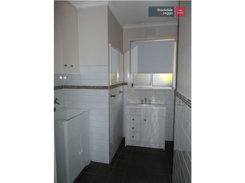 2/31 Ardoch Street, Essendon VIC 3040