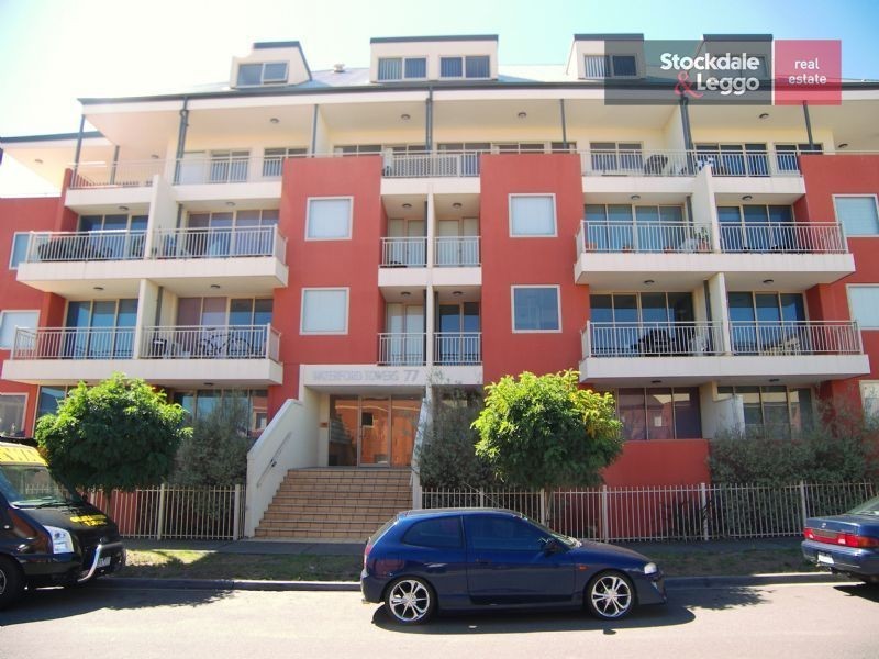 304/77 Village Way, Maribyrnong VIC 3032