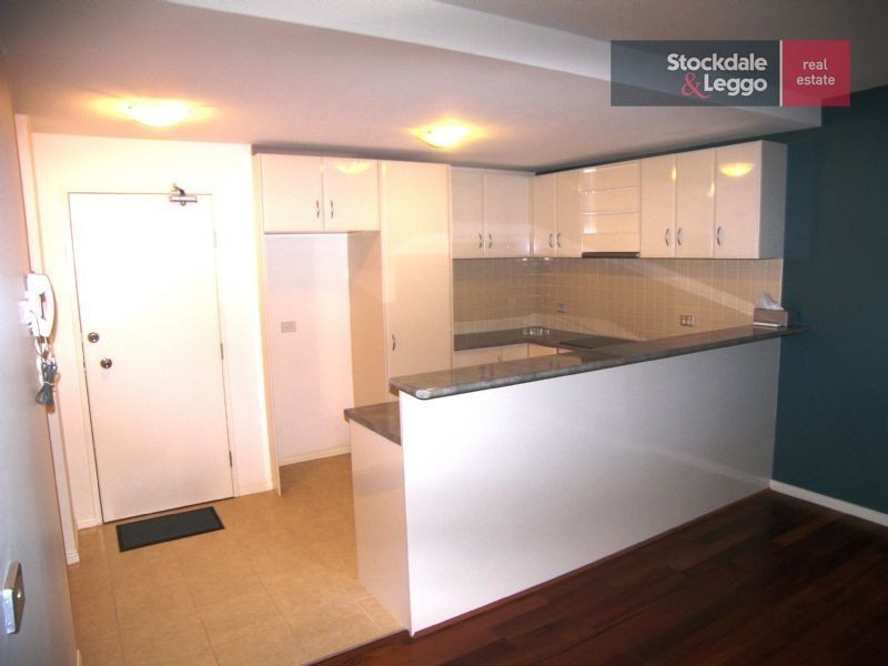 304/77 Village Way, Maribyrnong VIC 3032