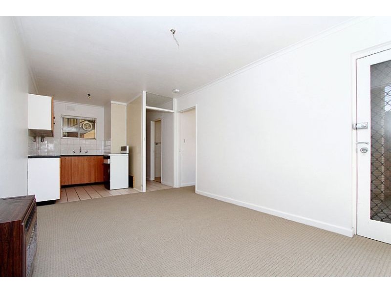 8/2 St Kinnord Street, Aberfeldie VIC 3040