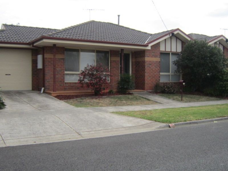 52 Earl Street, Airport West VIC 3042