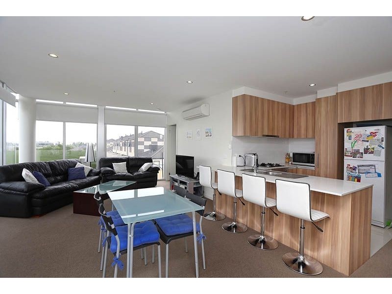 213/2 La Scala Avenue, Maribyrnong VIC 3032