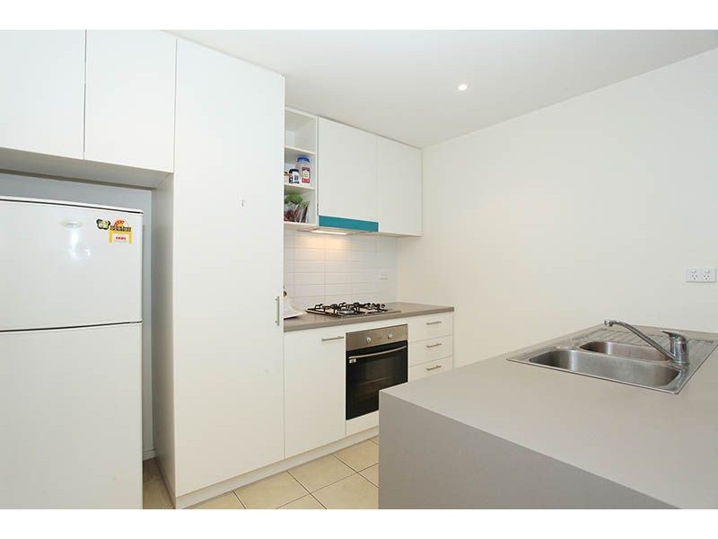 202/62 Altona Street, Kensington VIC 3031