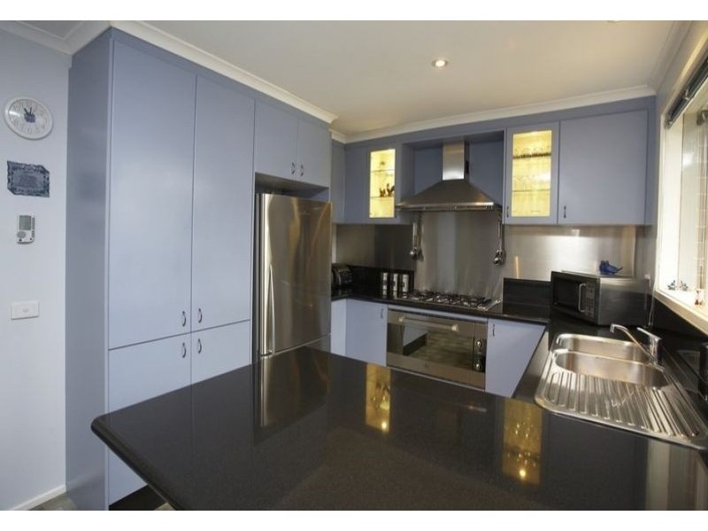 300 Sunshine Avenue, Keilor Downs VIC 3038