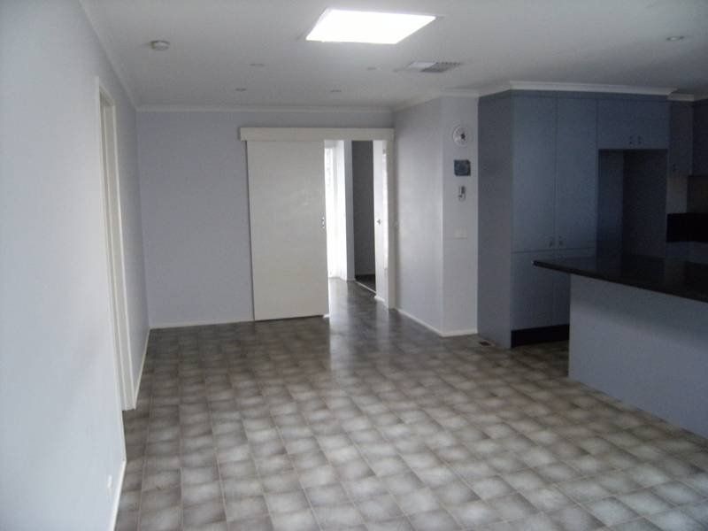 300 Sunshine Avenue, Keilor Downs VIC 3038