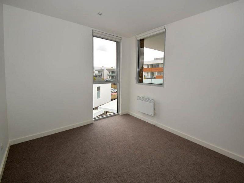 17/15 Eucalyptus Drive, Maidstone VIC 3012