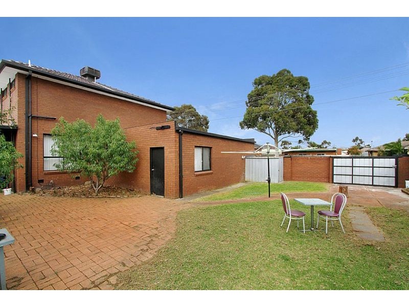 19 Collinson Street, Keilor Park VIC 3042