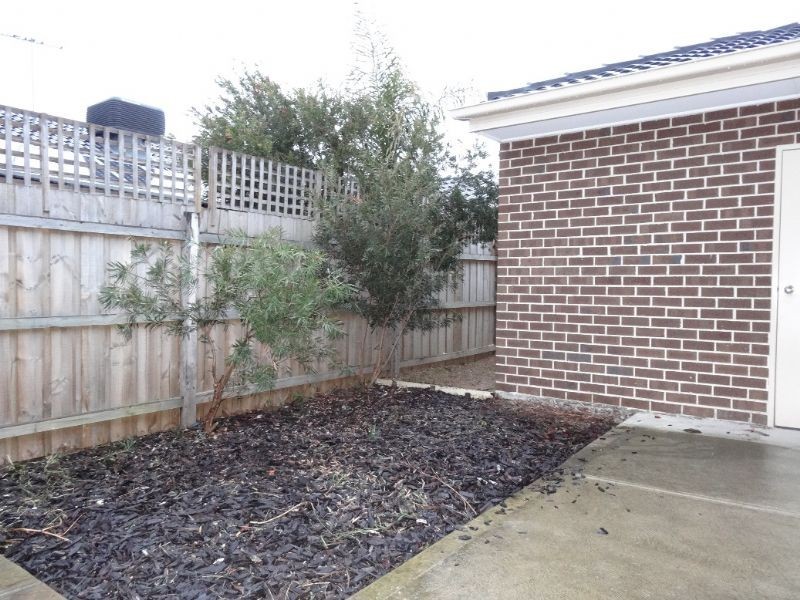 2/24-26 Broadmeadows Road, Tullamarine VIC 3043