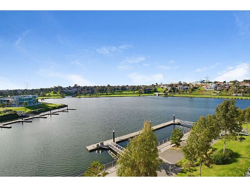 304/55 Cumberland Drive, Maribyrnong VIC 3032