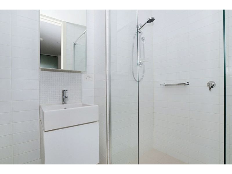 202/19 Hall Street, Moonee Ponds VIC 3039