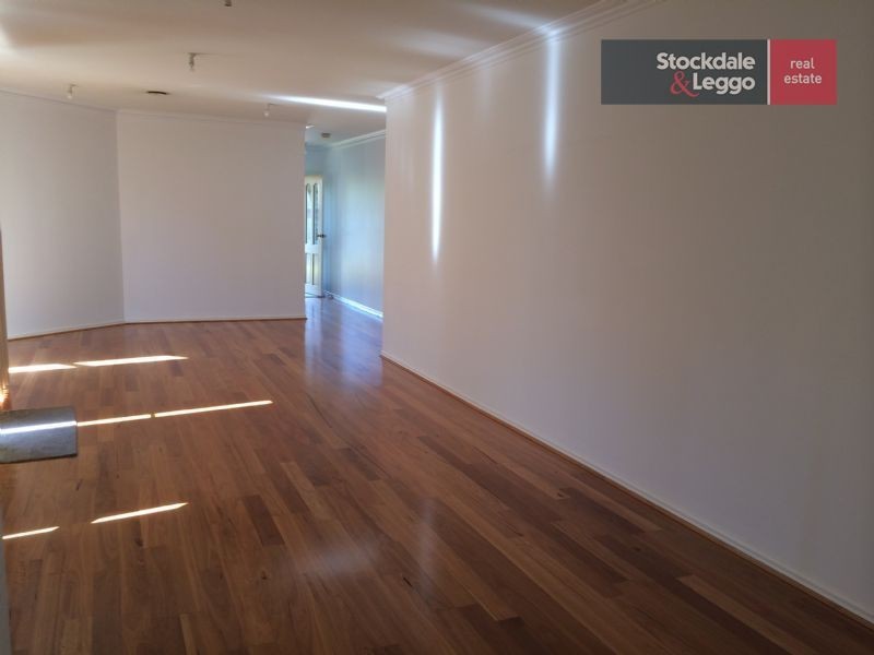 14 Carrington Road, Niddrie VIC 3042