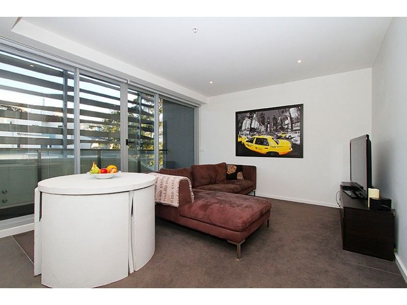 204/76-78 Keilor Road, Essendon North VIC 3041