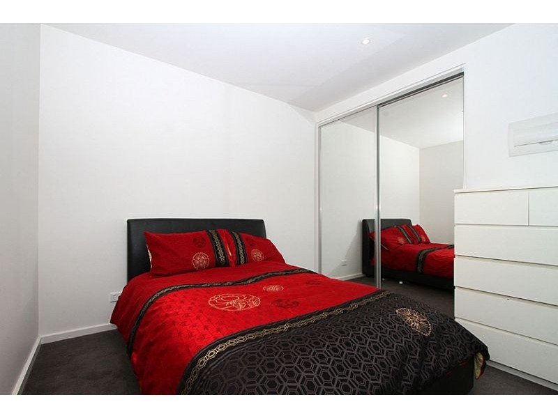 204/76-78 Keilor Road, Essendon North VIC 3041