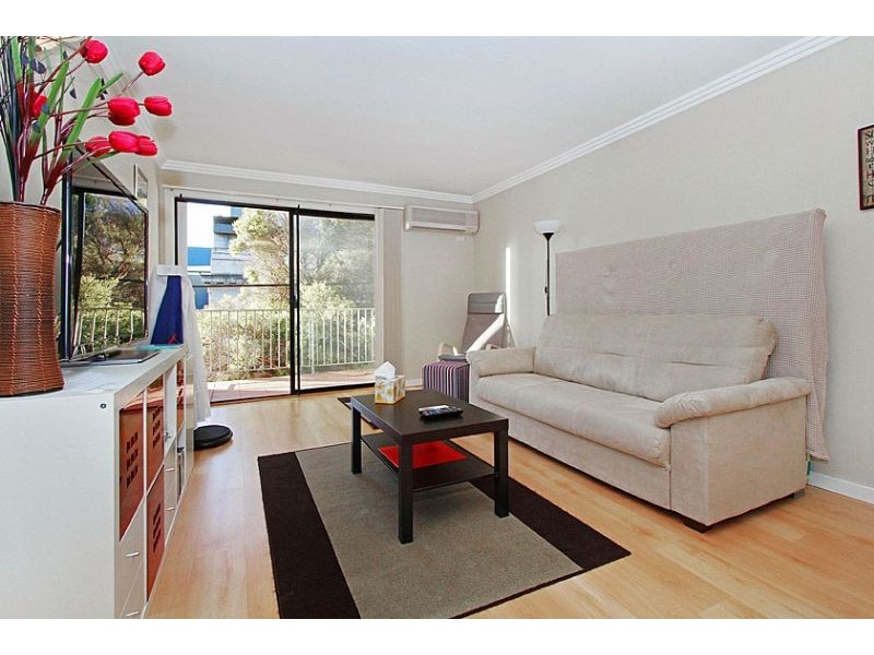 22/17-19 Ascot Vale Road, Flemington VIC 3031