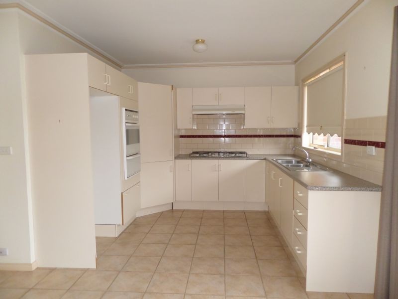 2/130 Dean Street, Moonee Ponds VIC 3039