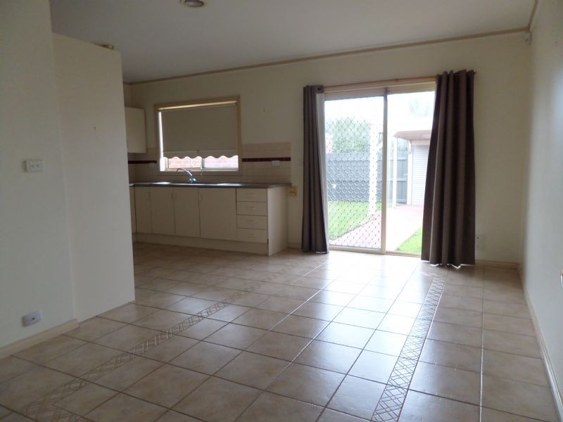 2/130 Dean Street, Moonee Ponds VIC 3039