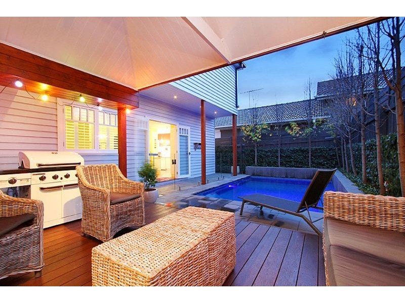 2 Norfolk Street, Moonee Ponds VIC 3039