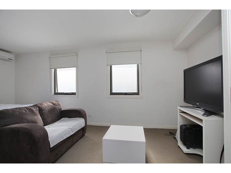 A12/1-5 Grantham Street, Brunswick West VIC 3055