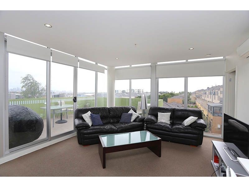 213/2 La Scala Avenue, Maribyrnong VIC 3032
