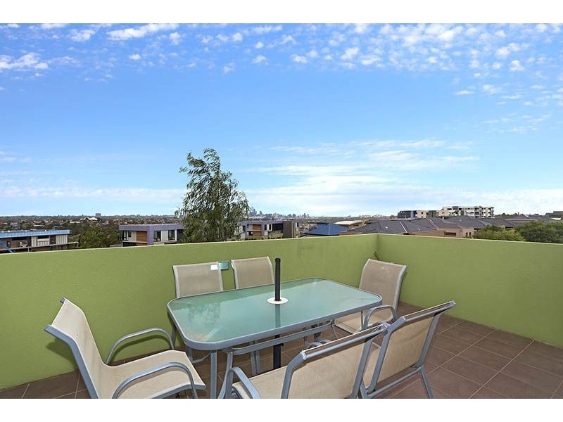 213/2 La Scala Avenue, Maribyrnong VIC 3032