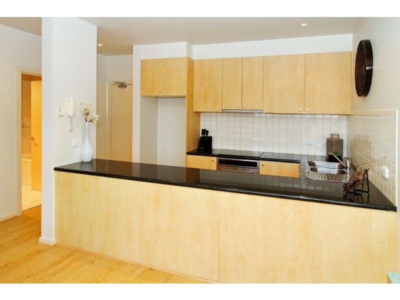 15/2 North Avenue, Strathmore VIC 3041