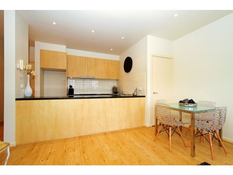 15/2 North Avenue, Strathmore VIC 3041