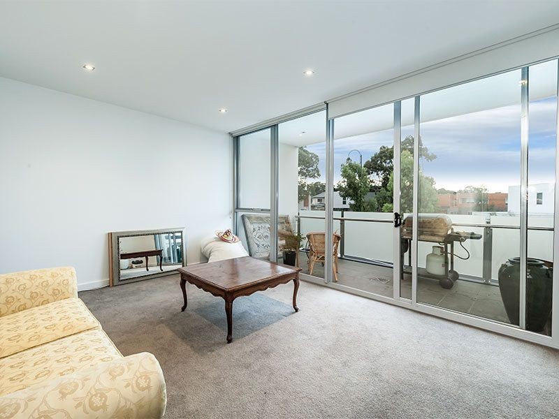 6/44 Eucalyptus Drive, Maidstone VIC 3012