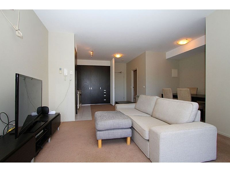 305/88 Altona Street, Kensington VIC 3031