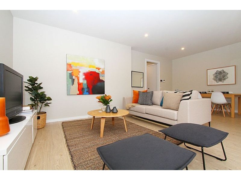 42A Lind Street, Strathmore VIC 3041