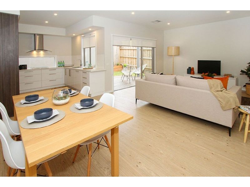 42A Lind Street, Strathmore VIC 3041