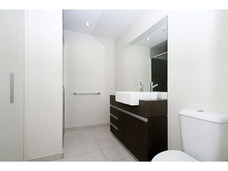 109/2 La Scala Avenue, Maribyrnong VIC 3032