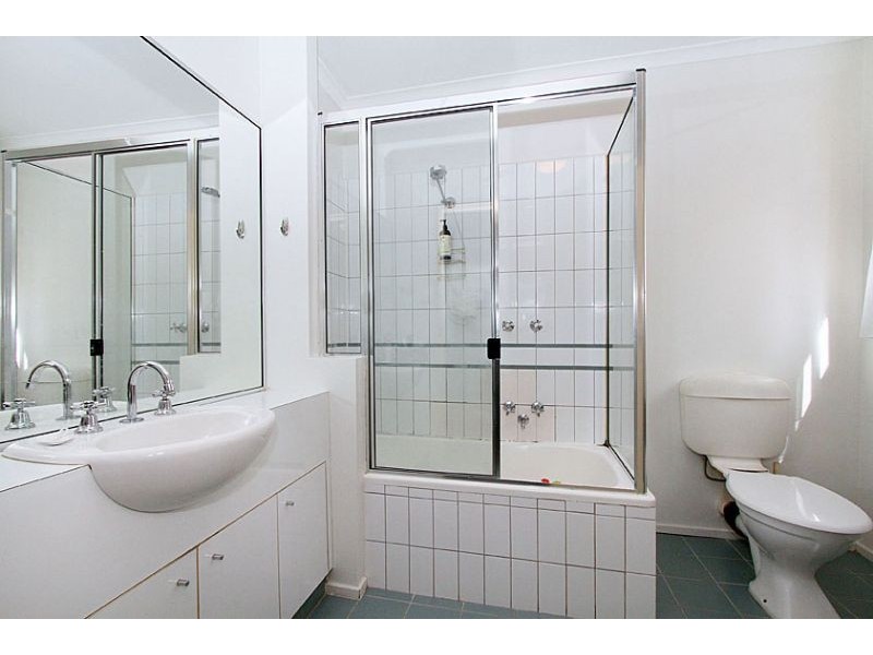 5/185 Buckley Street, Essendon VIC 3040