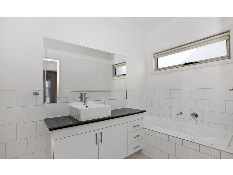 67 Cardinal Road, Glenroy VIC 3046