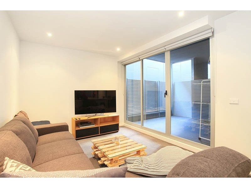 106/76 Keilor Road, Essendon North VIC 3041