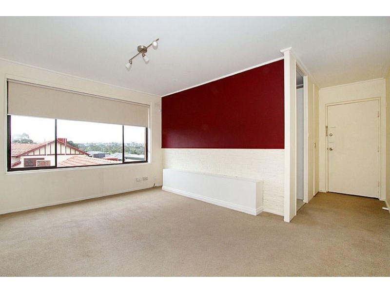 10/242 Pascoe Vale Road, Essendon VIC 3040