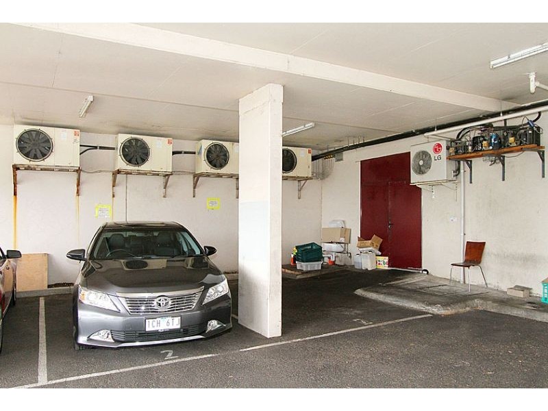 2/203 Melrose Drive, Tullamarine VIC 3043