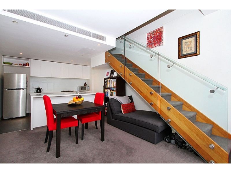 G02/1C Berry Street, Essendon North VIC 3041