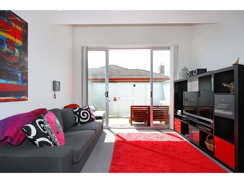 G02/1C Berry Street, Essendon North VIC 3041