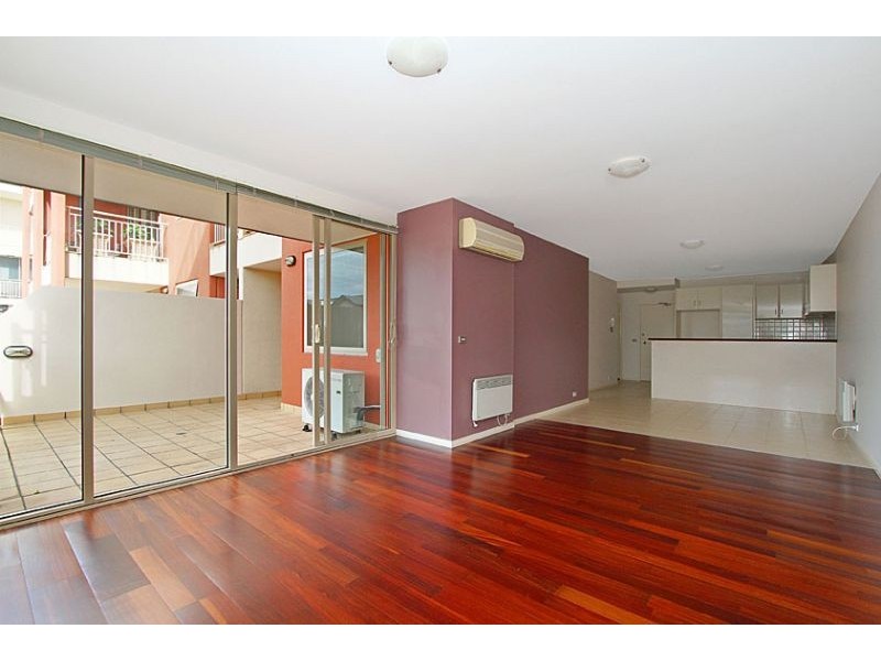 213/77 Village Way, Maribyrnong VIC 3032